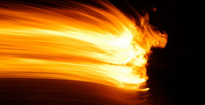 „Ich bin gekommen, um Feuer auf die Erde zu werfen. Wie froh wäre ich, es würde schon brennen.“ LK 12,49