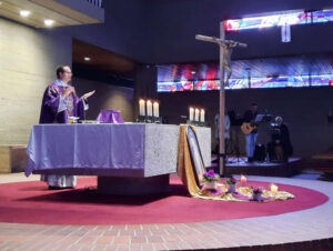 Foto: Heilige Messe mit Pater Johannes CP